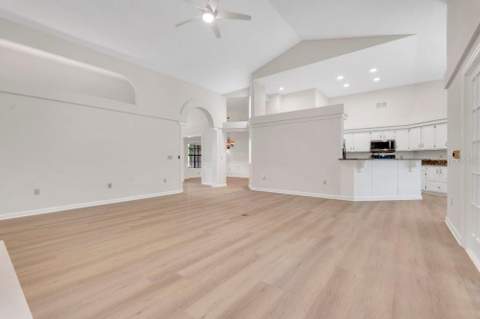 8021 Landgrove Court, Orlando FL - photo 6 of 6