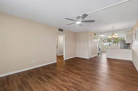4715 Bay Street #223, St Petersburg FL - photo 8 of 37