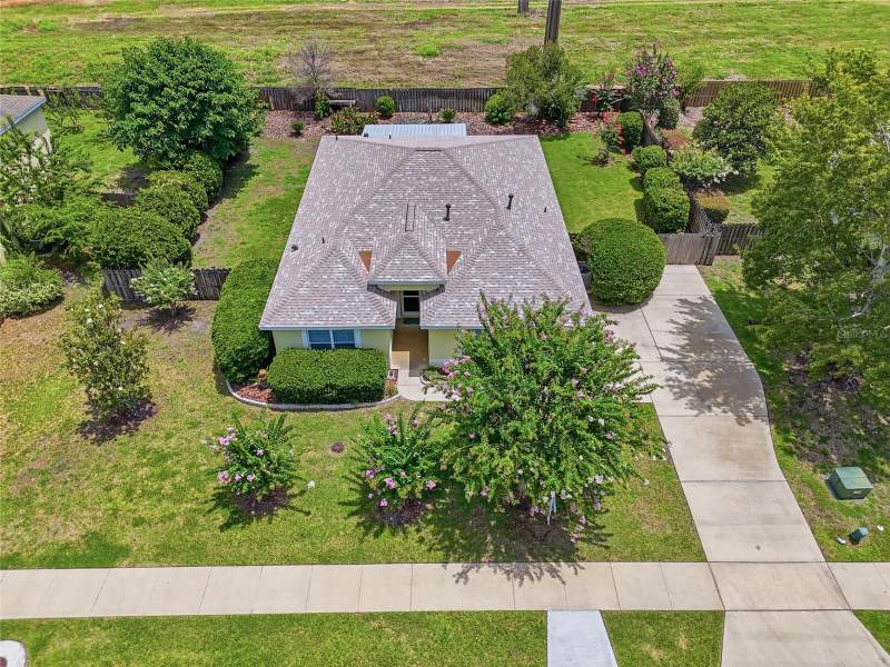 23152 NW 11TH ROAD home for sale in Newberry Oaks