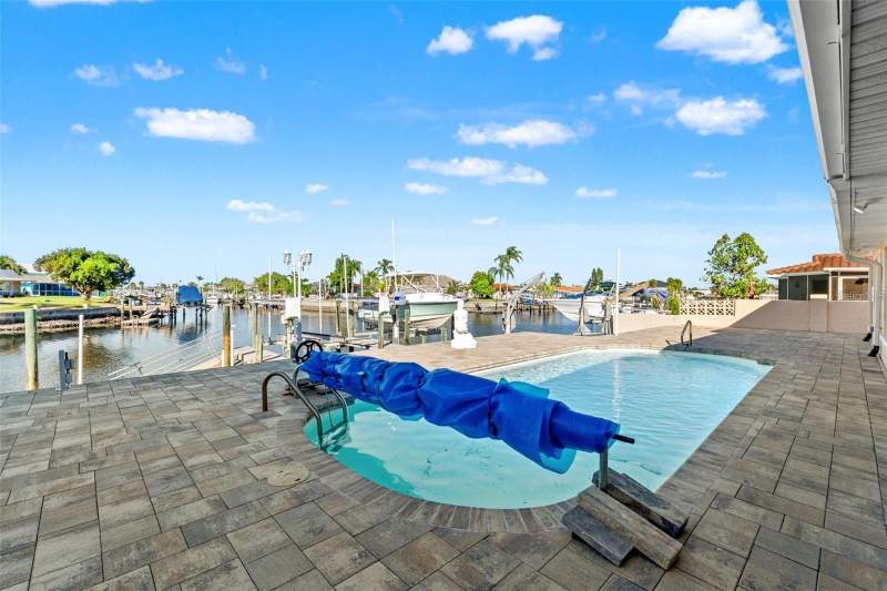 3939 RUDDER WAY home for sale in Flor A Mar