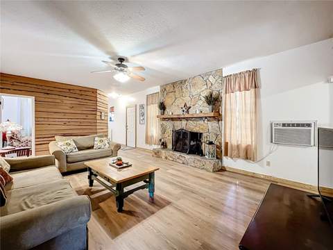 1338 Saint Nicholas Avenue, Christmas FL - photo 20 of 47