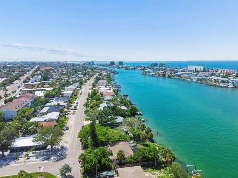 9300 Gulf Boulevard, St Pete Beach FL - photo 12 of 20