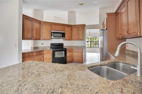 3210 Pell Mell Drive, Orlando FL - photo 15 of 61