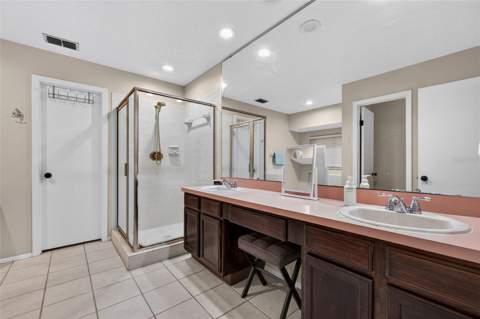 18301 Big Pond Way, Tampa FL - photo 20 of 40