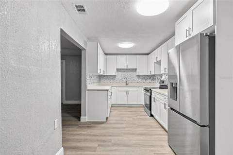 3720 N Garrison Street, Tampa FL - photo 17 of 38