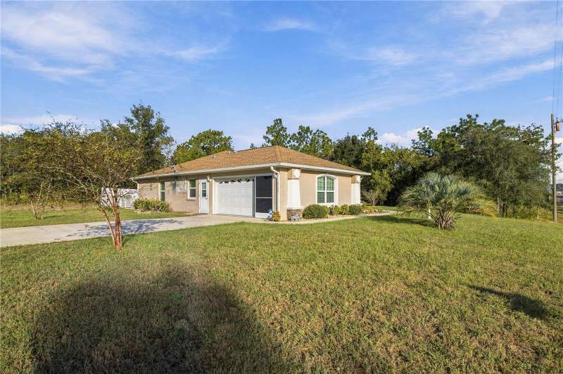 3 bedroom Single Family Residence at 2700 W Tracy Court, Citrus Spgs Unit 22, Dunnellon — photo 4