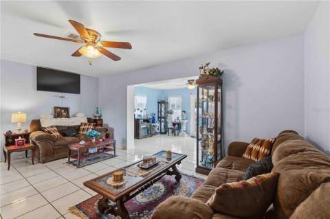 7221 8th Avenue Loop, Bradenton FL - photo 6 of 63