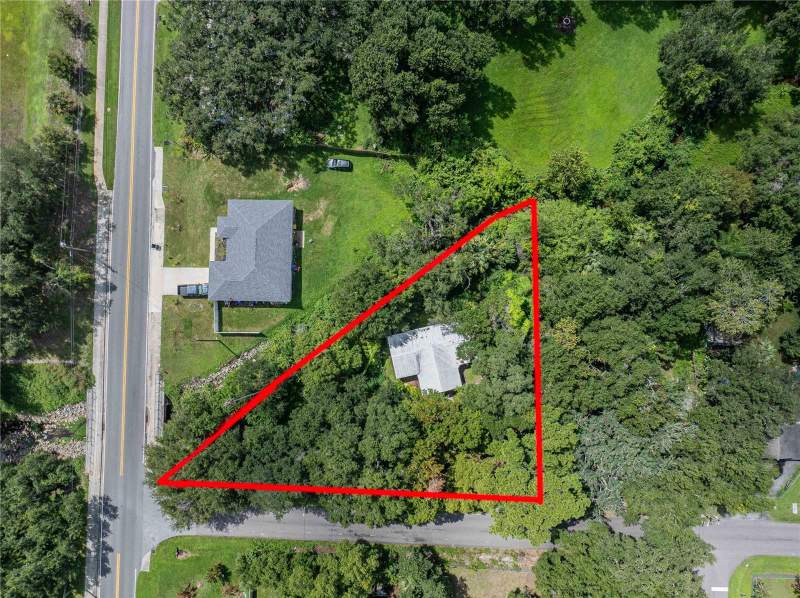 2 bedroom Mobile Home at 3312 Lynn Drive, Marler Manor First Add, Lakeland — photo 1