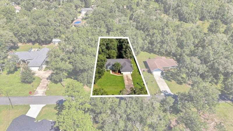 3 bedroom Single Family Residence at 3075 E Crown Drive, Kings Forest Add 01, Inverness — photo 2
