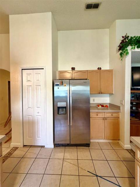 2319 Lily Pad Lane, Kissimmee FL - photo 13 of 36