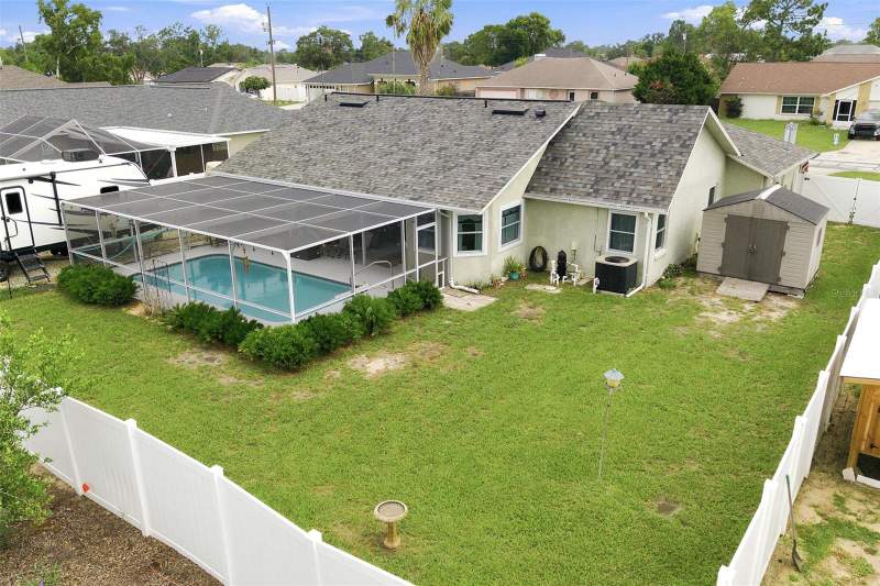 2 bedroom Single Family Residence at 4219 Augustine Road, Spring Hill, Spring Hill — photo 2