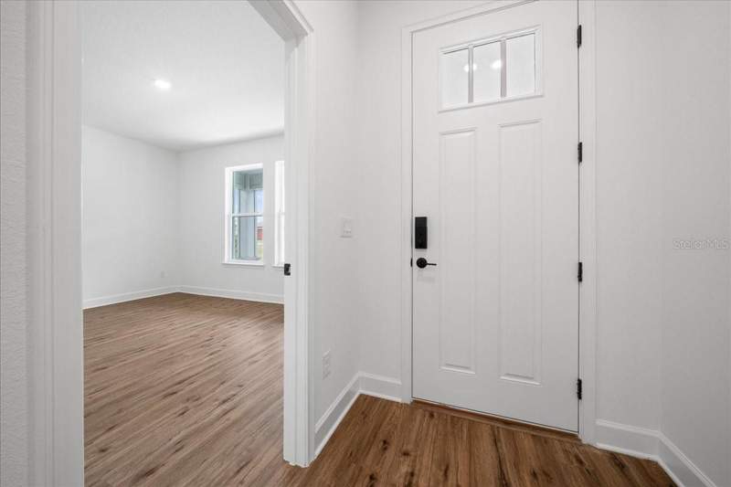 4 bedroom Single Family Residence at 10325 Dotted Wren Avenue, Royal Highlands, Weeki Wachee — photo 4