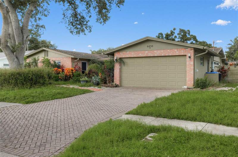 4 bedroom Single Family Residence at 6450 31st Terrace, Holiday Park 6th Add, St Petersburg — photo 2