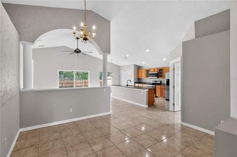 725 Robin Court, Kissimmee FL - photo 9 of 25