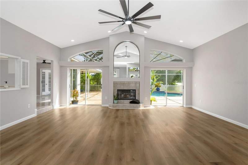 3 bedroom Single Family Residence at 13640 Morning Court, Millwood Village, Hudson — photo 4