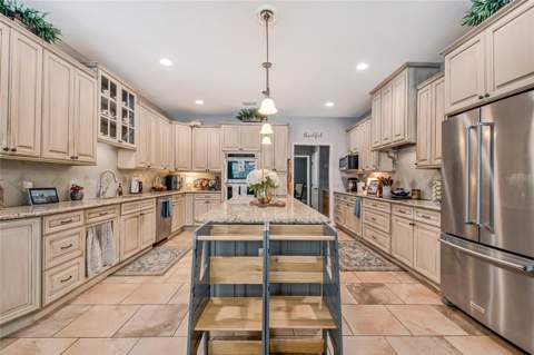 450 Valley Stream Drive, Geneva FL - photo 16 of 88