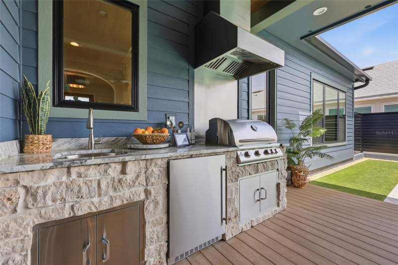 4 bedroom Single Family Residence at 13233 SW 11 Road, Town Of Tioga, Newberry — photo 4