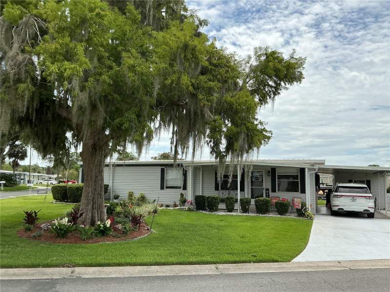 2409 VINDALE ROAD home for sale in Tavares Imperial Mobile Terrace Homes for Sale: 7 Homes, Median $292K