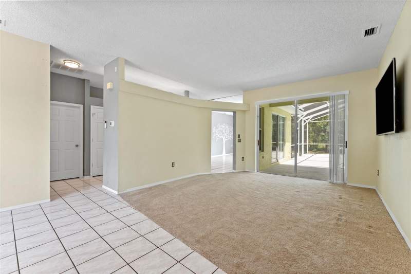 3 bedroom Single Family Residence at 11303 Topaz Street, Spring Hill, Spring Hill — photo 5