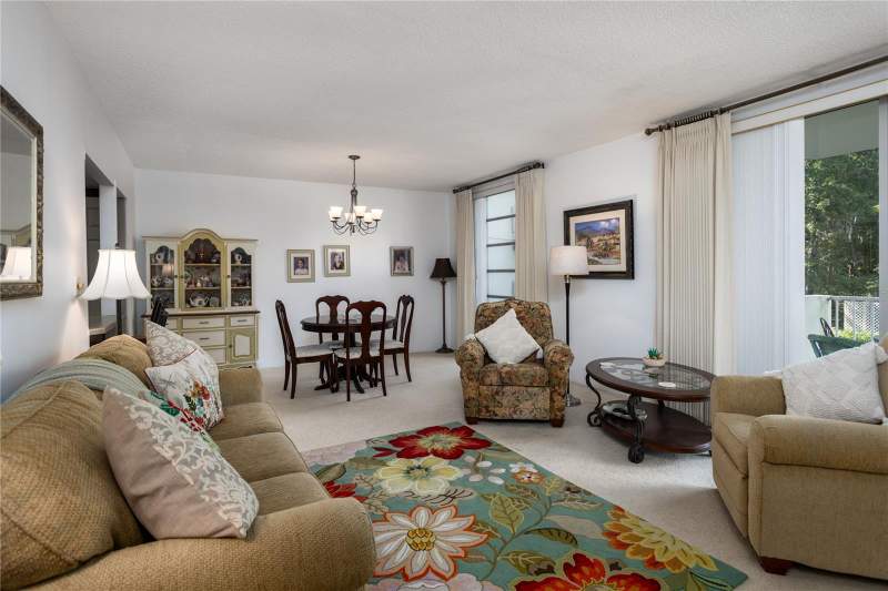 2 bedroom Condominium at 1717 NW 23rd Avenue #2E, Gaineswood, Gainesville — photo 4