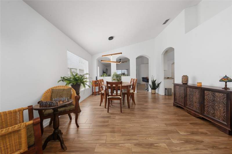 3 bedroom Single Family Residence at 13613 Budworth Circle, Eagle Crk Ph 01A, Orlando — photo 2