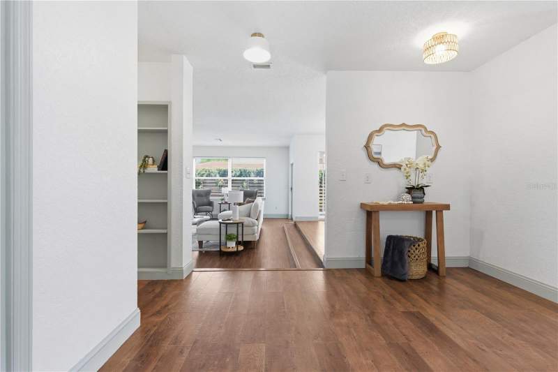 3 bedroom Single Family Residence at 1001 WILLOWBRANCH AVENUE, OAK LAKE ESTATES, CLEARWATER — photo 5