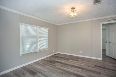 8336 Chance Drive, Lakeland FL - photo 9 of 37