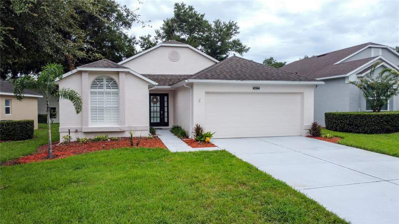3 bedroom Single Family Residence at 3622 Westerham Drive, Brighton At Kings Ridge Ph 03, Clermont — photo 2