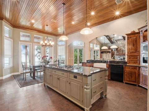 1490 Lakeshore Drive, Mount Dora FL - photo 15 of 40