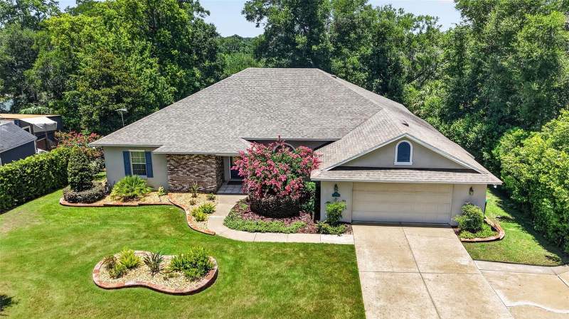 4 bedroom Single Family Residence at 705 Hilltop Court, Mount Dora Pine Crest Unrec, Mount Dora — photo 4