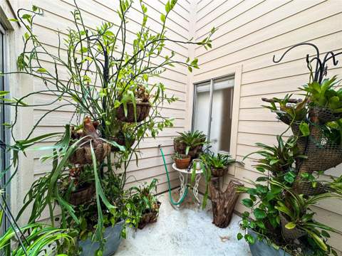 2506 Tobin Court, Orlando FL - photo 7 of 25
