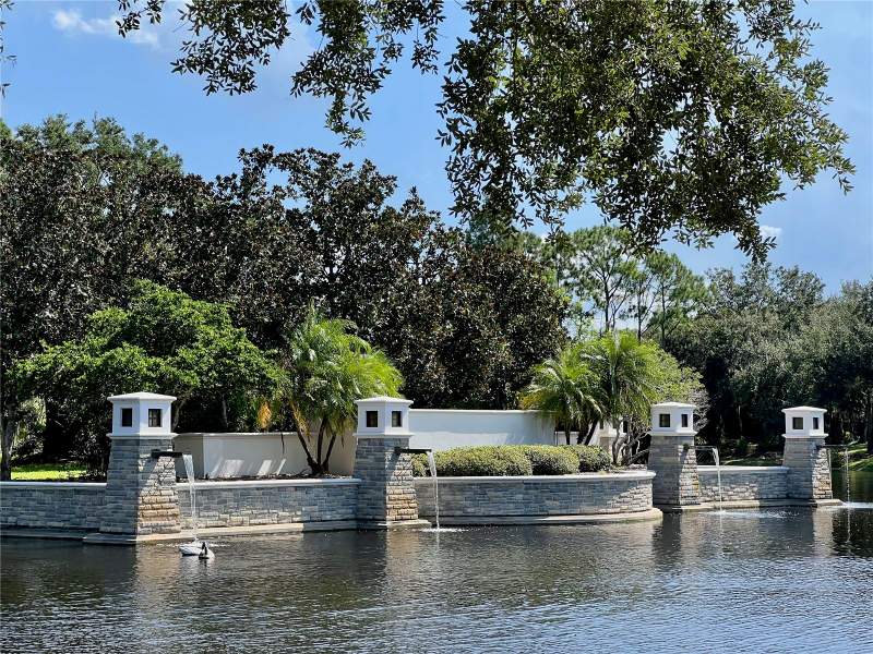 4 bedroom Single Family Residence at 14824 Tudor Chase Drive, Waterchase Ph 6, Tampa — photo 2