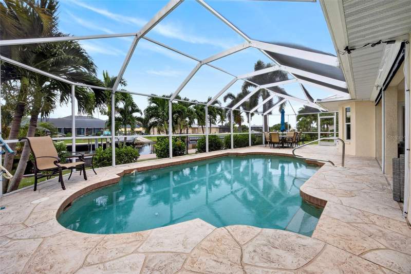 3 bedroom Single Family Residence at 19245 Palmdale Court, Port Charlotte Sec 079, Port Charlotte — photo 3