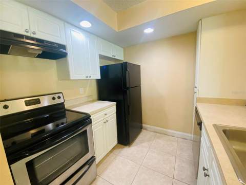 5773 Gatlin Avenue #616, Orlando FL - photo 8 of 25