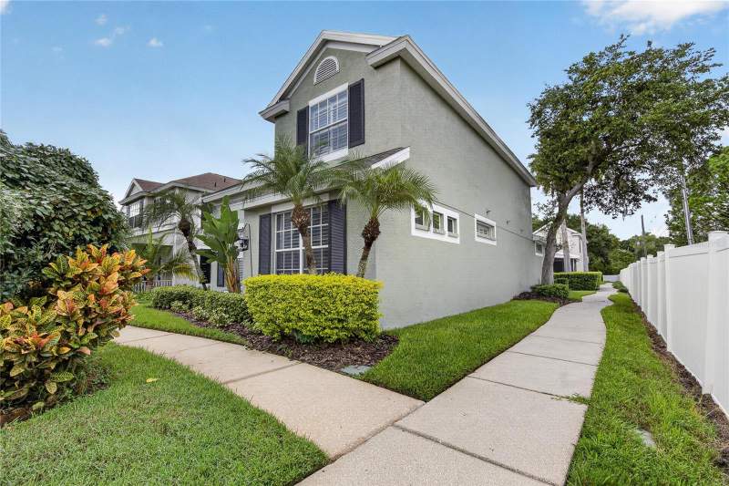 3 bedroom Single Family Residence at 10807 Sierra Vista Place, Westchase Sec 430A, Tampa — photo 4