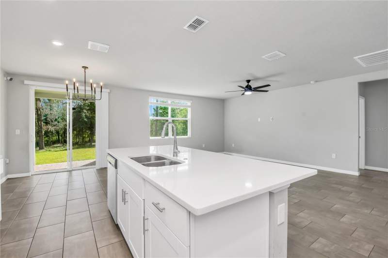 4 bedroom Single Family Residence at 17413 BACK BAY COURT, CAGAN CROSSING EAST-PH 2, CLERMONT — photo 3