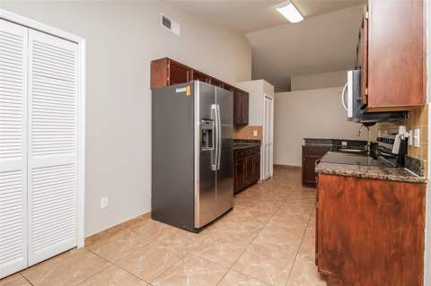 120 Lakebreeze Circle, Lake Mary FL - photo 6 of 15