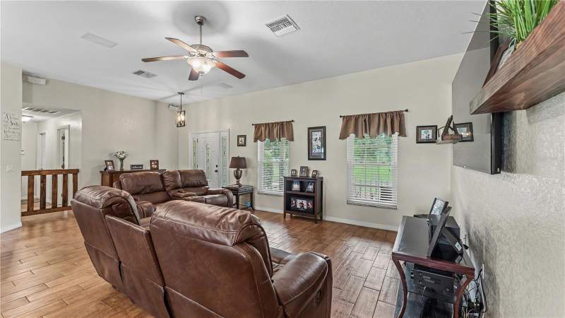4 bedroom Single Family Residence at 8515 Tom Costine Road, Big Ben Acres, Lakeland — photo 5