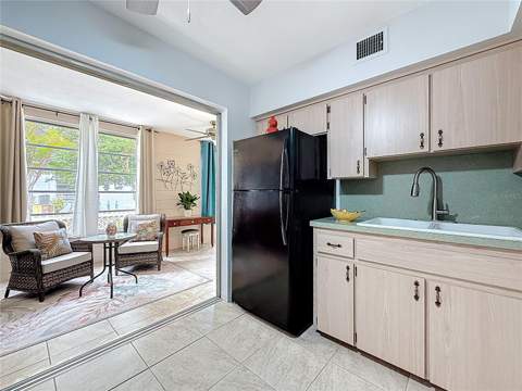 5861 42nd Terrace #1610, Kenneth City FL - photo 12 of 42