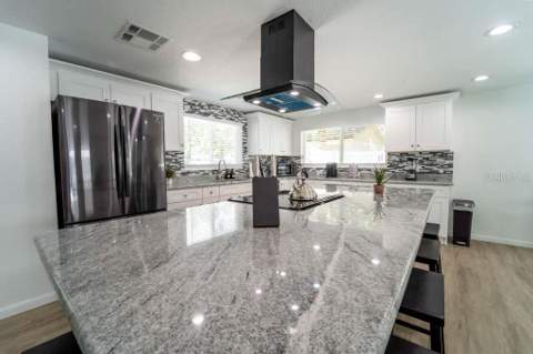 39352 County Road 54, Zephyrhills FL - photo 12 of 52