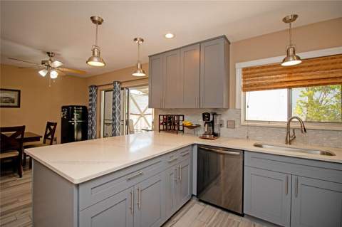 1640 Cape Hope Avenue #2, St Petersburg FL - photo 7 of 42