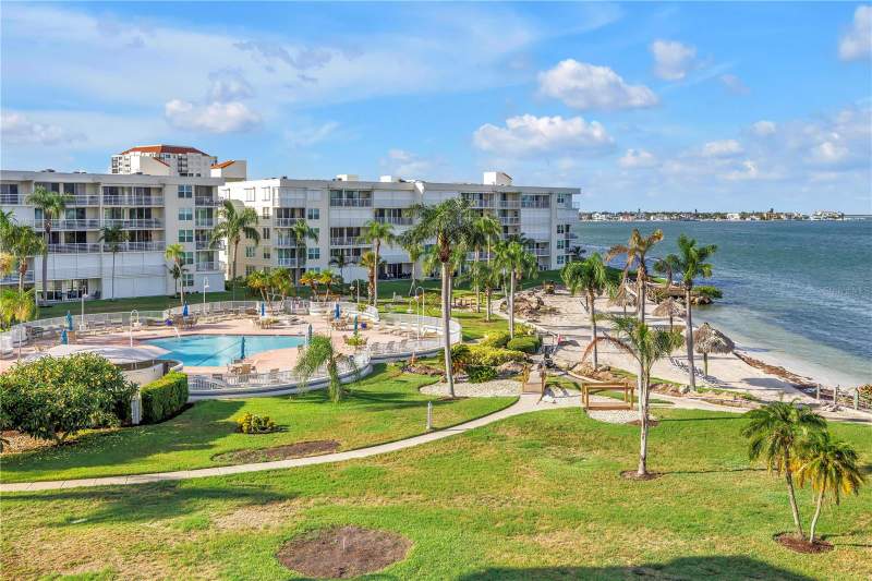 2 bedroom Condominium at 6001 Bahia Del Mar Circle #428, Bahia Vista Unit II, St Petersburg — photo 4