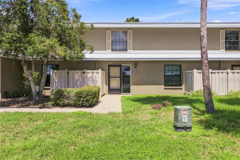 2 bedroom Condominium at 11555 W Bayshore Drive #112, Crystal River, Crystal River — photo 3