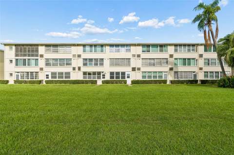 8101 11th Street #125, St Petersburg FL - photo 24 of 35