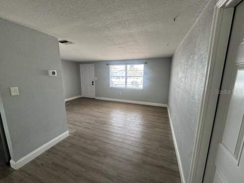 1435 Whitehall Lane, Holiday FL - photo 8 of 33