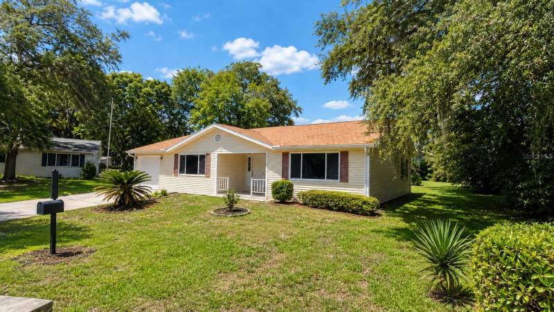 3 bedroom Single Family Residence at 10920 SW 82nd Terrace, Oak Run Nbrhd 5, Ocala — photo 4