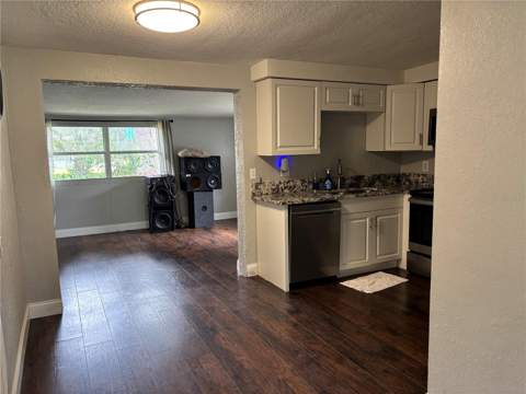11010 Hassle Avenue, Port Richey FL - photo 7 of 19
