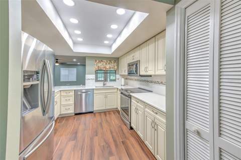 1812 New Bedford Drive, Sun City Center FL - photo 15 of 42