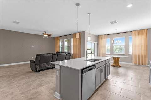 8833 Beth Page Ln, Davenport FL - photo 6 of 66