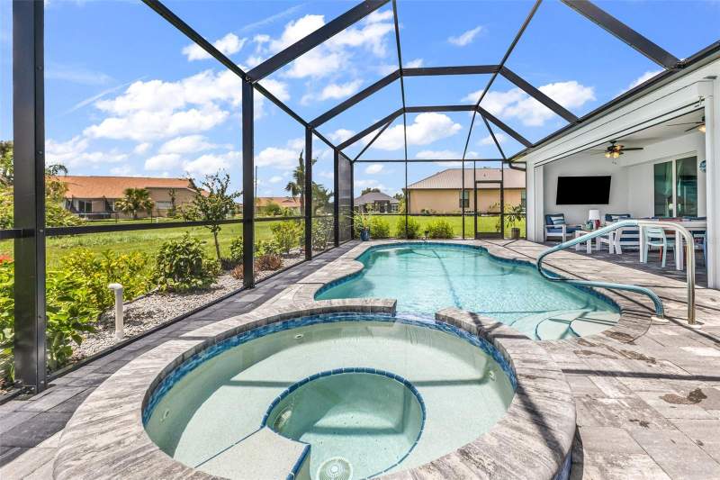 3 bedroom Single Family Residence at 27233 Salta Drive, Punta Gorda Isles Sec 20, Punta Gorda — photo 3